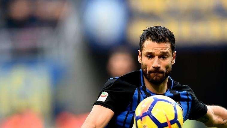 Inter, Nagatomo la chiave per riscattare Cancelo. Cessione di Candreva per via delle liste Uefa? 