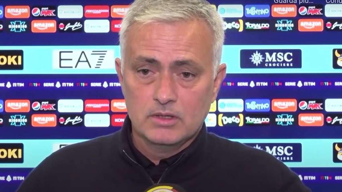 Mourinho: "Episodi arbitrali sempre contro, qualcuno allucinante. Ci vuole rispetto per la Roma"