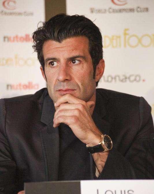Presidente FIFA, Figo: "Ringrazio Mou e Beckham per il loro appoggio alla mia candidatura" 