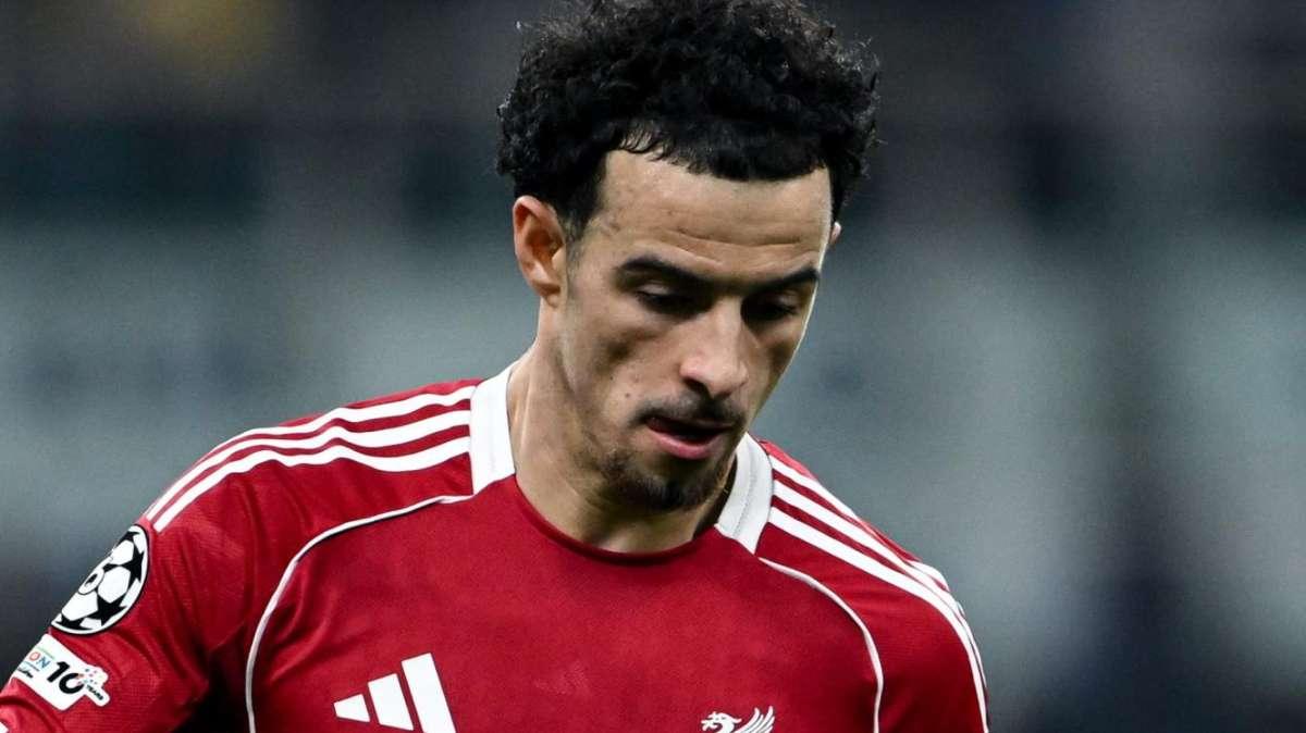 TS - Jones-Inter? Ci sono 12 centrocampisti: ecco chi può partire