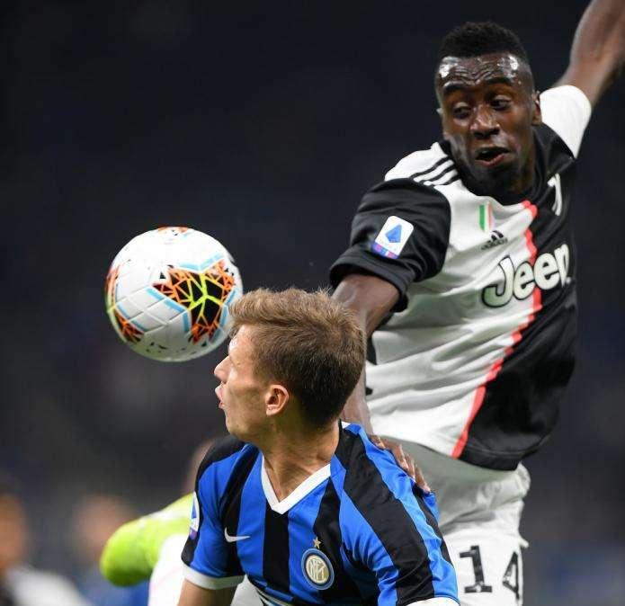 TS - Inter-Juve elettrico: cori, insulti e mini-rissa a San Siro