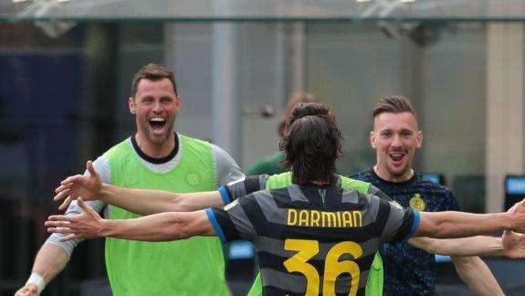 Inter-Hellas Verona - Darmian in vetta al podio in volata su Hakimi