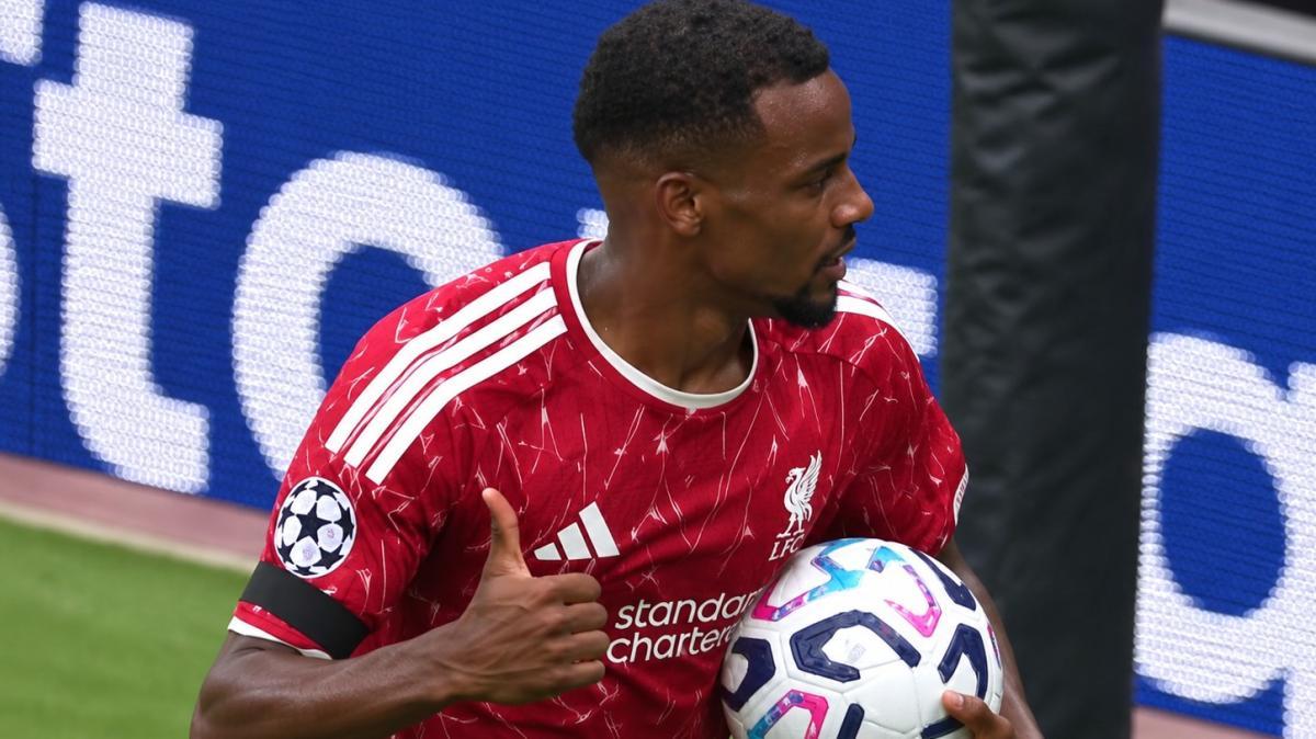 Isak risolve tutto in tre minuti: Liverpool corsaro a Ipswich, finisce 2-0