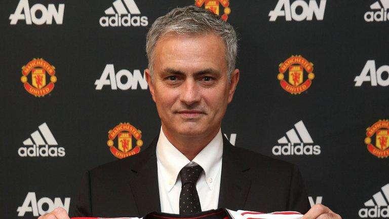 Mou: "La Premier? Come la UCL con l'Inter..."