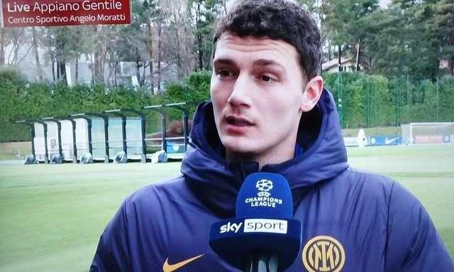 Pavard a Sky: "Domani faremo di tutto per vincere. Champions obiettivo del club, vogliamo trofei"