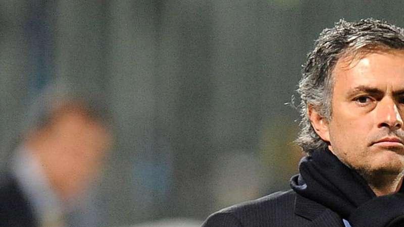 Pedullà: "Mou può partire, e pensa solo all'Inter"