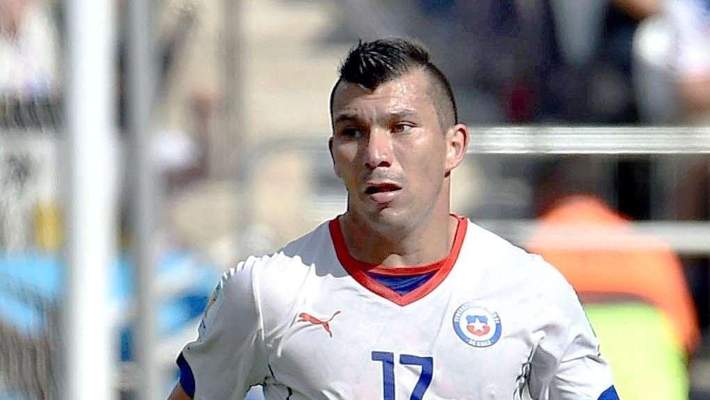Medel sarà incluso nella lista per l'Europa League. Anche il Cardiff City conferma la conclusione dell'affare