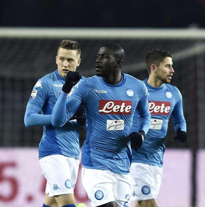 VIDEO - Napoli, vittoria a Torino e primato: la sintesi
