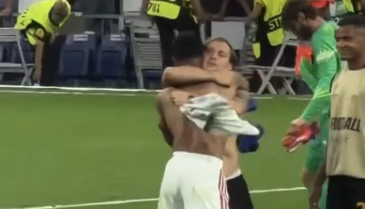 Bellingham: "Barella è incredibile". E ieri è andato a cercarlo