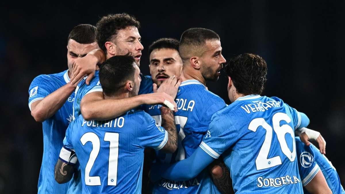 Il Napoli ora pensa a blindare il secondo posto: oggi test con la Scafatese
