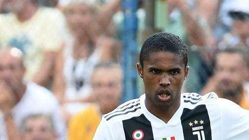 Gomitata a Di Francesco, prova tv per Douglas Costa