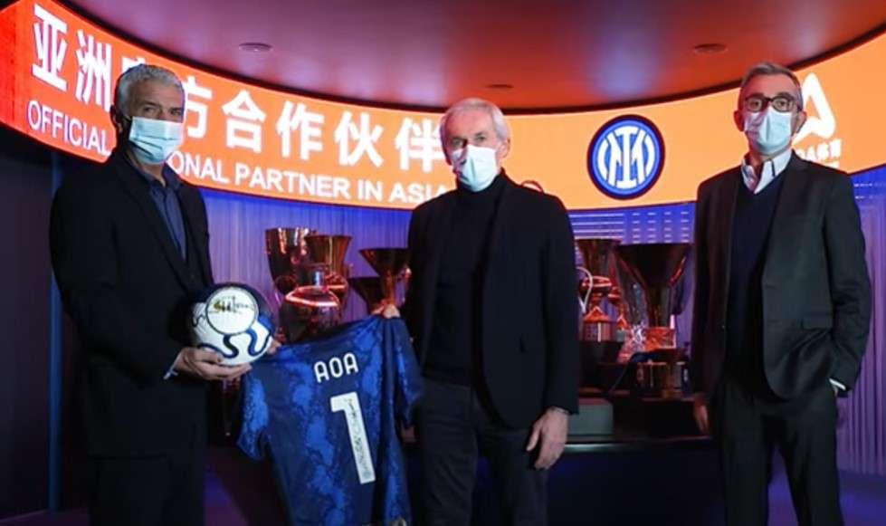 L'Inter dà il benvenuto ad AOA Sports con Baresi e Beccalossi