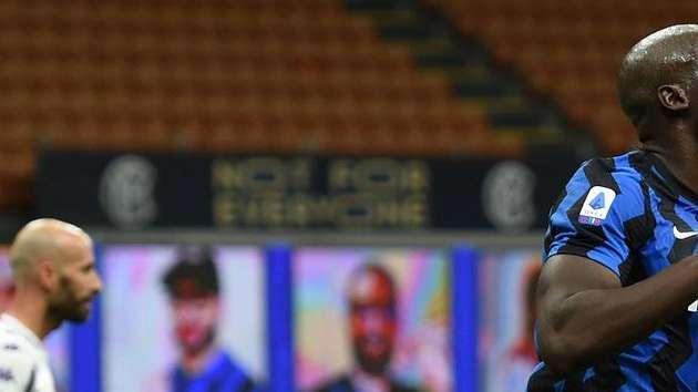 Bookies - Inter-Gladbach, nerazzurri favoriti a 1,65. Lukaku marcatore più quotato, seguito da Lautaro e Sanchez