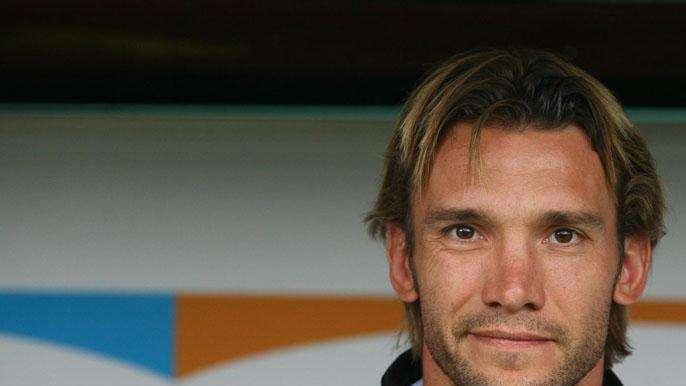 Sheva: "Sarà un derby decisivo", poi difende Leo