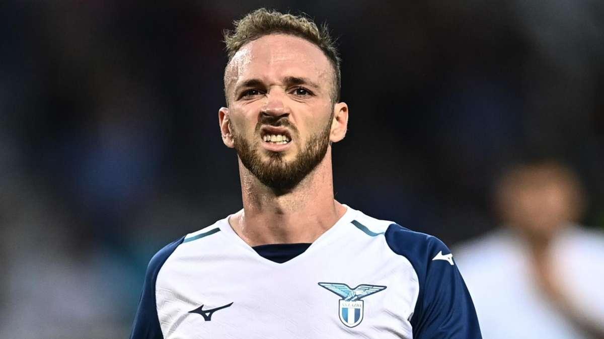 Lazzari avvisa la Lazio: "Il Milan sarà arrabbiato, avrà voglia di rivincita per come ha perso contro l'Inter"
