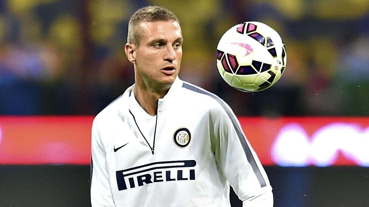 Lo spericolato, il baluardo, il lottatore: GS, un profilo di M'Vila, Vidic e Medel