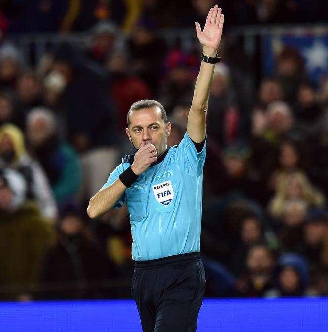 Tottenham-Inter - Cakir concede il gioco fisico, ma non ammonisce quanto dovrebbe