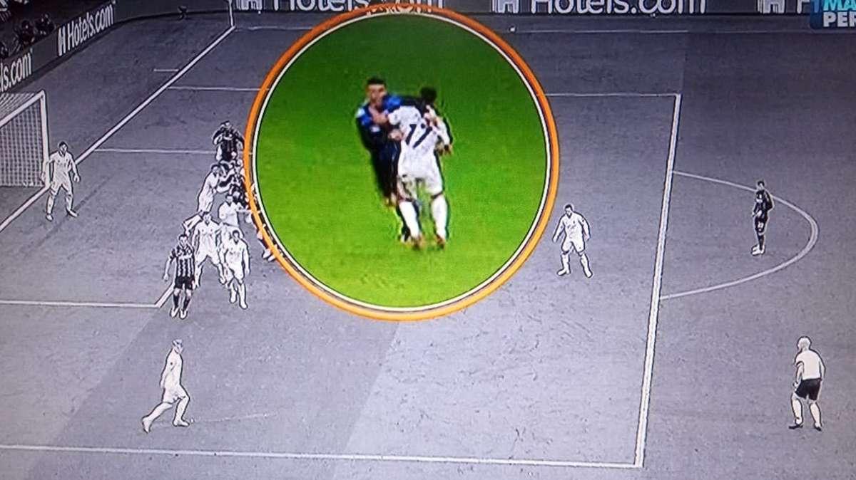 Cesari: "Taylor poteva fare 10 metri e non espellere Vidal. Rigore su Gagliardini? Episodio determinante"