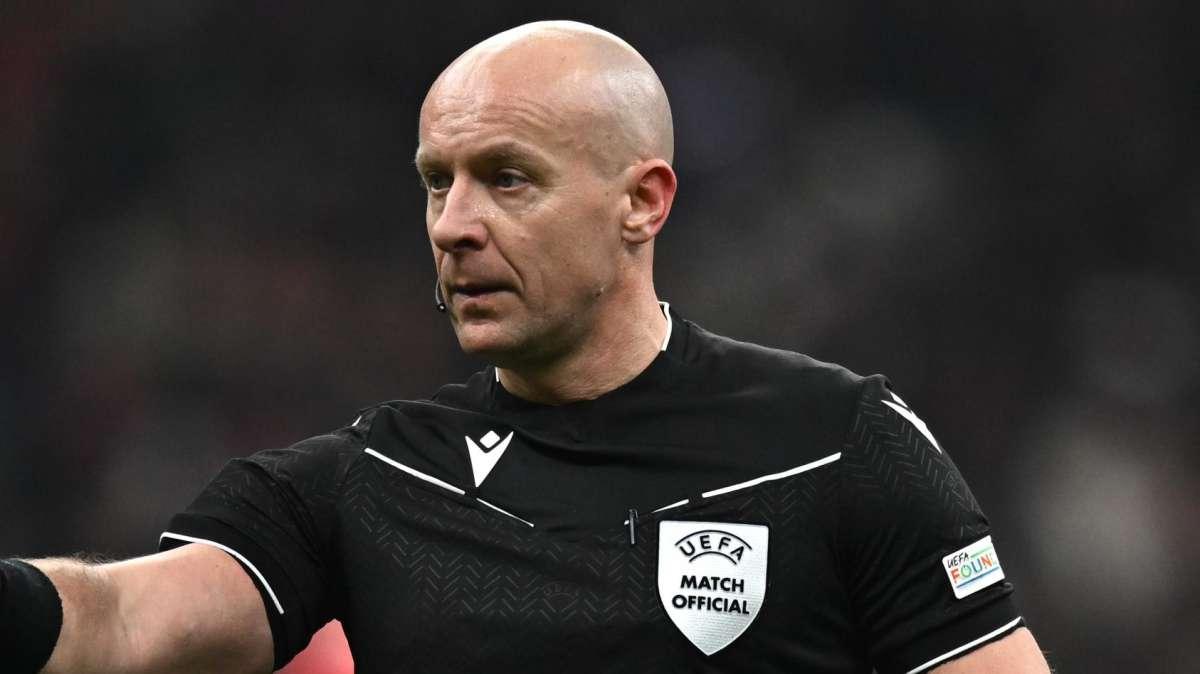 Inter-Barcellona, la moviola - Serata faticosa per Marciniak: gestione confusa, il VAR lo aiuta. Manca il rosso a Inigo Martinez