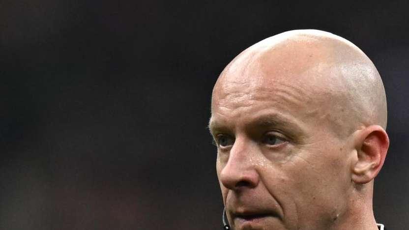L'ex arbitro Meier sbugiarda Flick: "Marciniak e VAR perfetti. Ma il fischio con Barella davanti a Szczesny..."