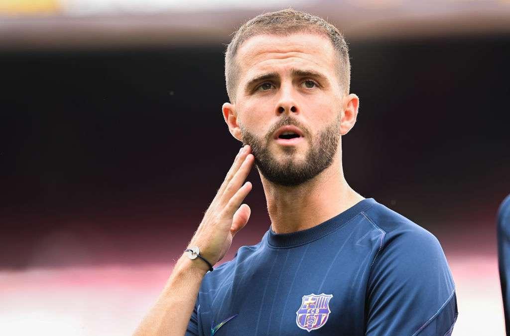 Pjanic: "Serie A ancora aperta, anche per la Juve. Dzeko un big in una grande squadra"
