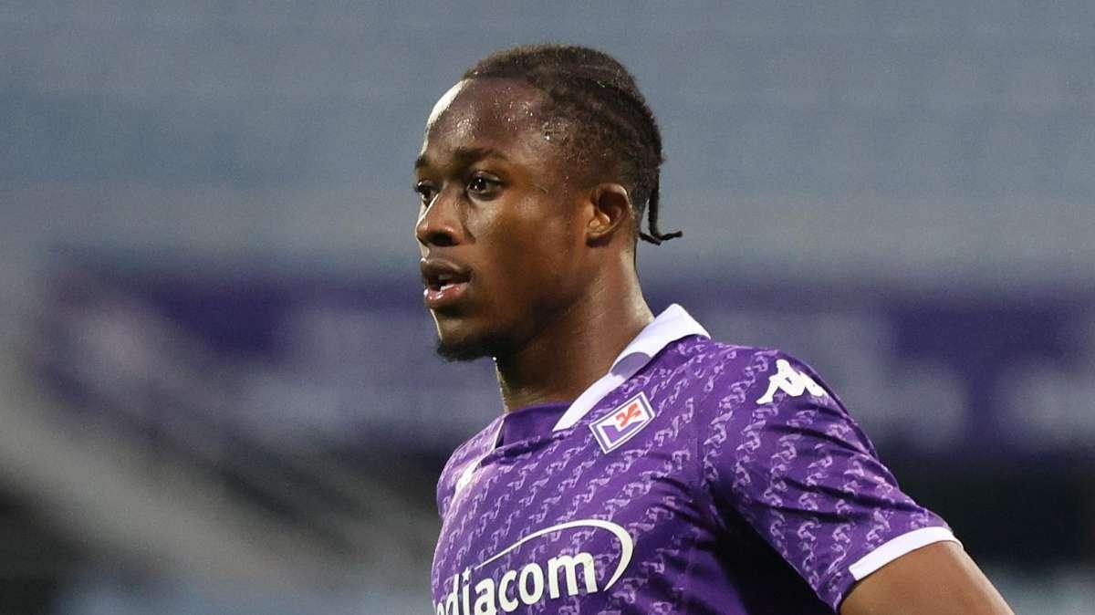 La Fiorentina perde Kouame: l'attaccante è risultato positivo al test per la malaria