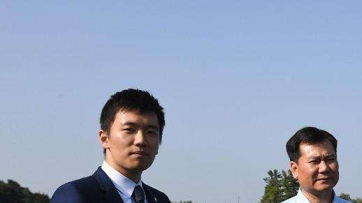 Zhang Jindong pronto a maxi investimenti in Italia: anche Taormina tra le mete