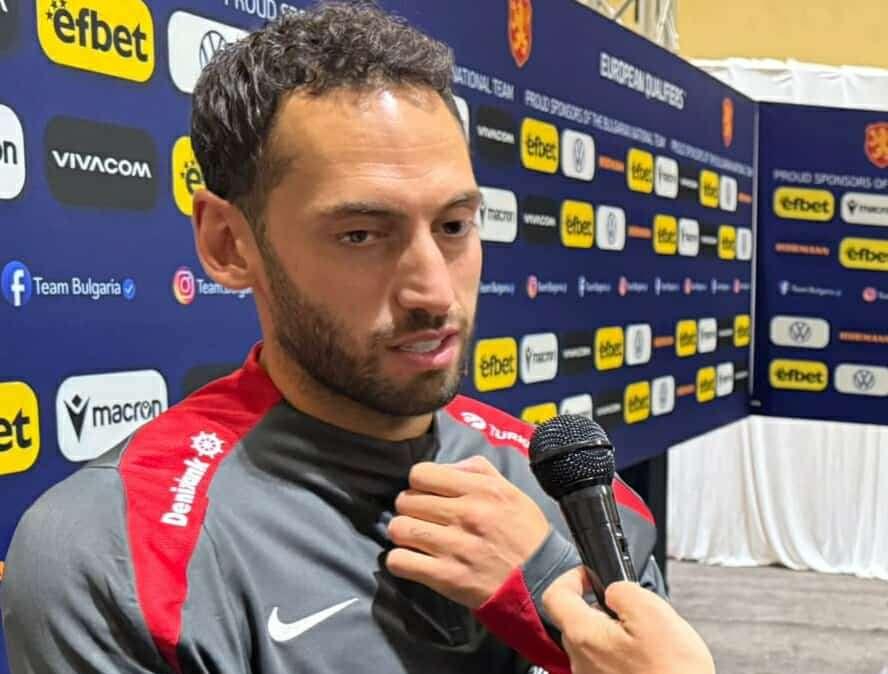 Calhanoglu silenzia le voci di mercato: "Non è mai successo niente, all'Inter sono felice. Darò il massimo"