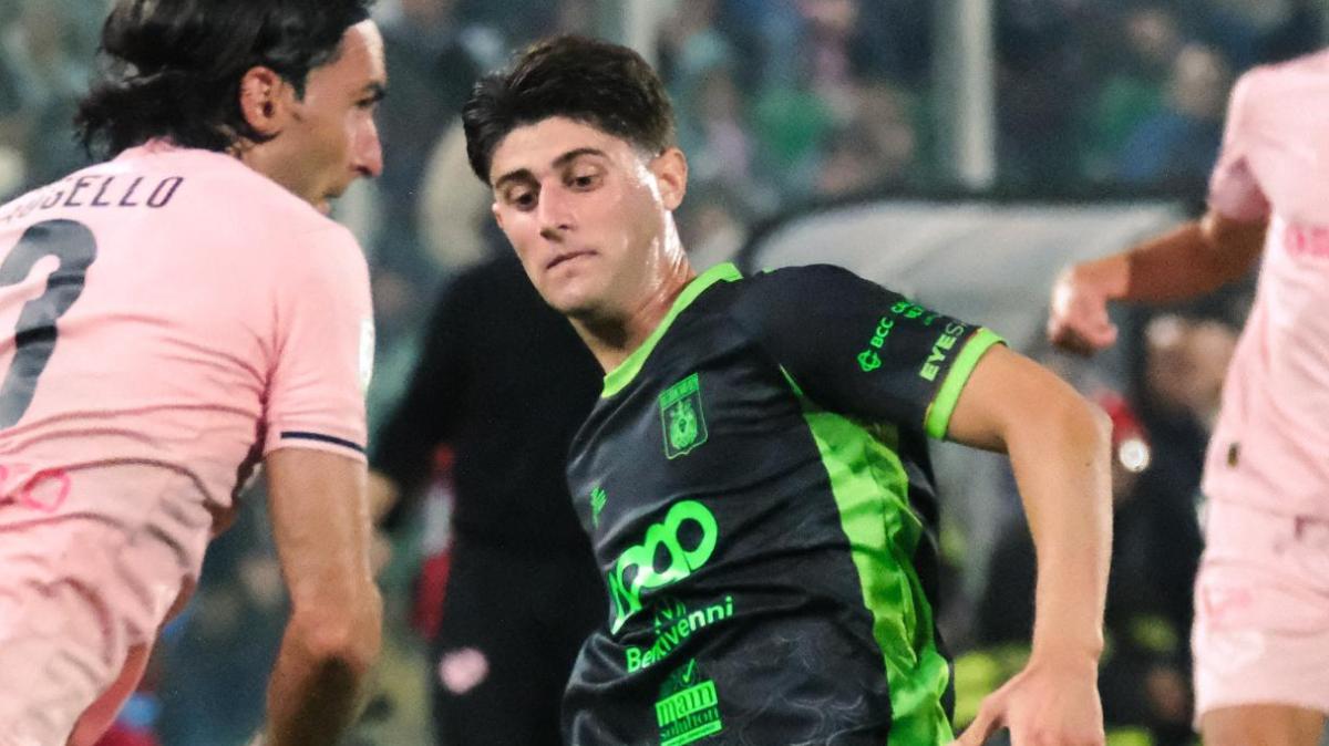 UFFICIALE - Liberali è del Como: "La filosofia di Fabregas perfetta per me"