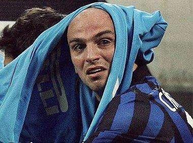 Non coprire il volto, Cuchu: mostralo orgoglioso. Gli interisti ti amano