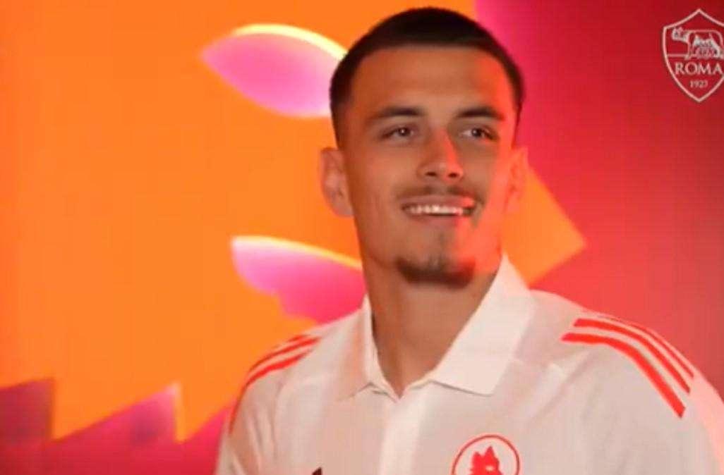UFFICIALE - Roma, Enzo Le Fée è il primo acquisto: arriva dal Rennes, firma fino al 2029
