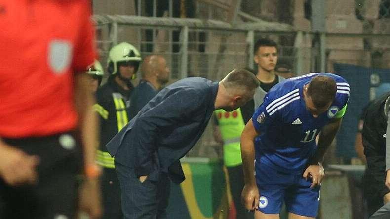Bosnia, preoccupazione per Dzeko: fuori per ginocchio gonfio. Oggi gli accertamenti