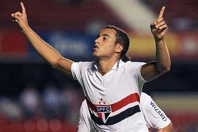 Tostão: "Troppa fretta nel definire Lucas fuoriclasse"
