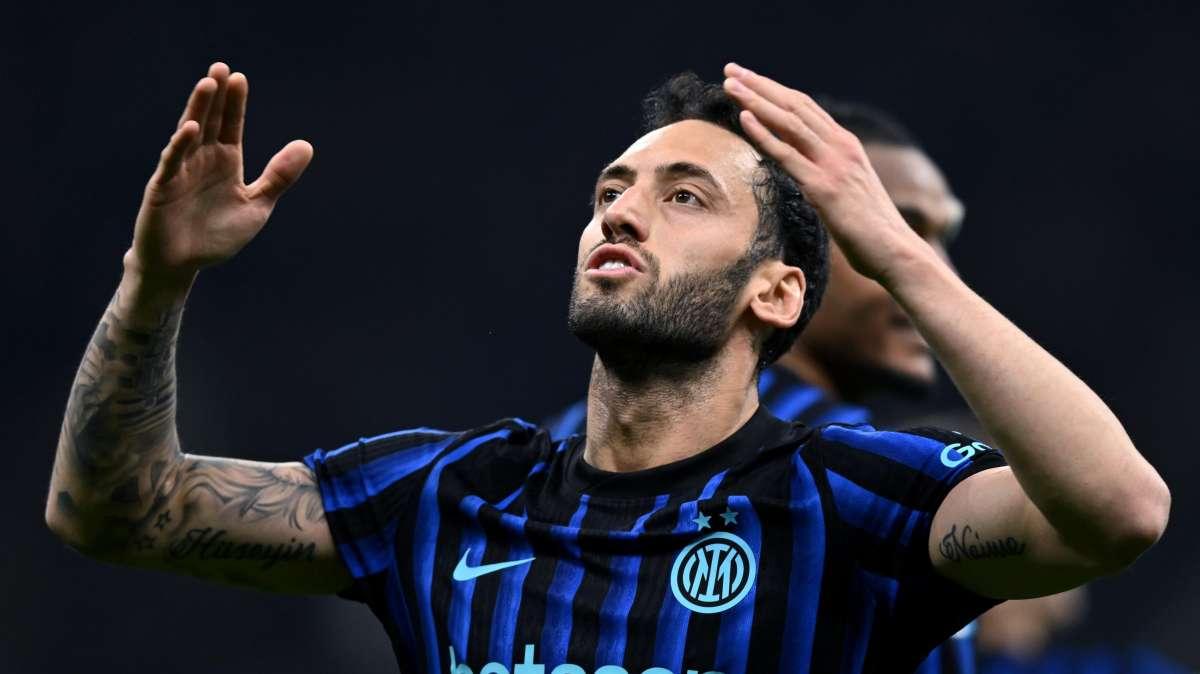 Sky - Verso Fiorentina-Inter, Calhanoglu recuperato. Lautaro a parte, Bastoni parzialmente in gruppo