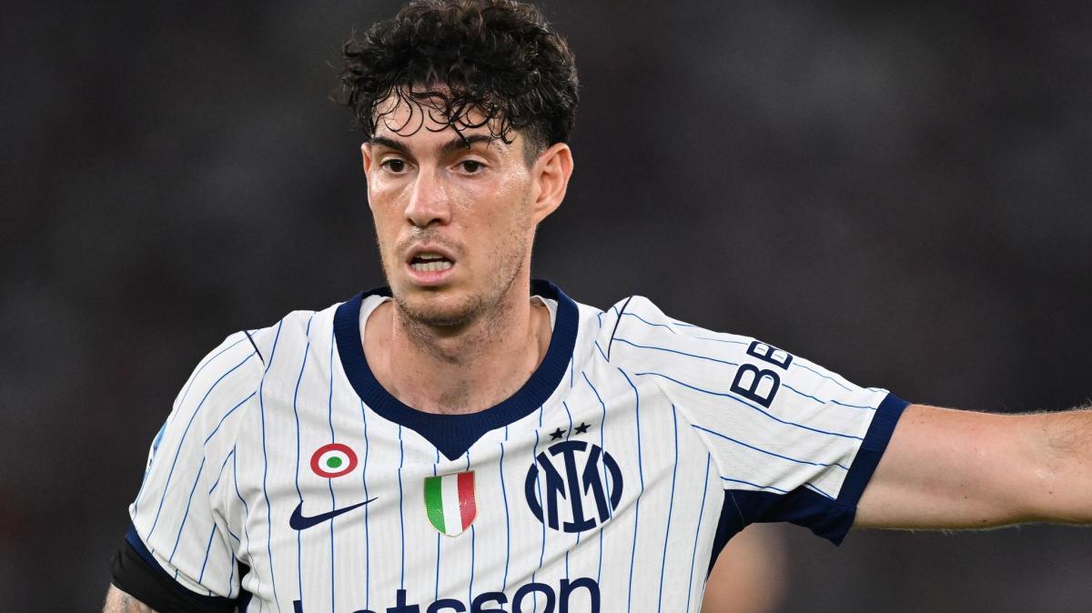 Liverpool, Bastoni per il dopo Van Dijk. Brown: "Sarebbe l'opzione perfetta"