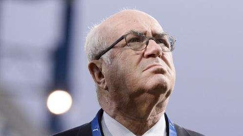 Tavecchio: "Inter e Milan da titolo se rimarranno costanti"