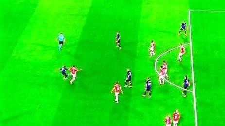 Psv-Inter - Ok il giallo ad Handanovic. Il pareggio in fuorigioco millimetrico di Icardi