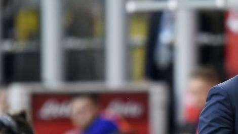Inter a due facce, De Boer sbaglia le sostituzioni. Nel finale la squadra perde sia logica sia partita