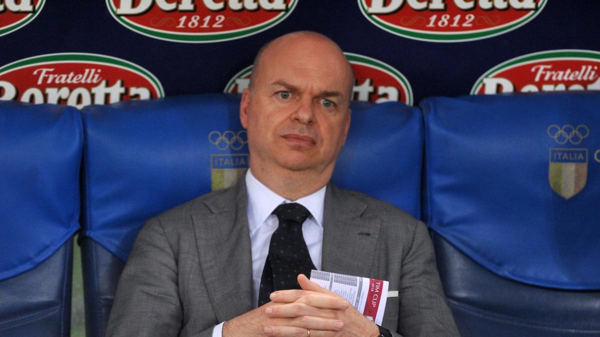 Fassone: "Ausilio ottimo dirigente. Senza di lui l'Inter perde qualcosa"