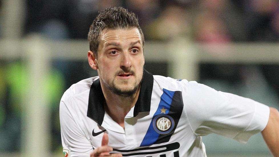 L'agente di Kuzmanovic: "Il suo futuro? Semplice, resta all'Inter"