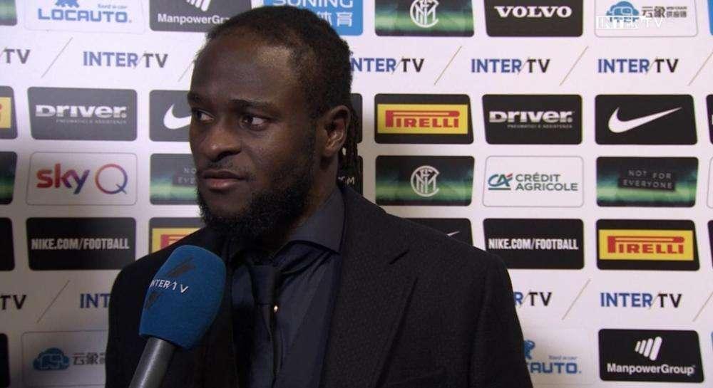 Victor Moses, messaggio ai followers: "Spero che stiate tutti bene. Restate a casa al sicuro"