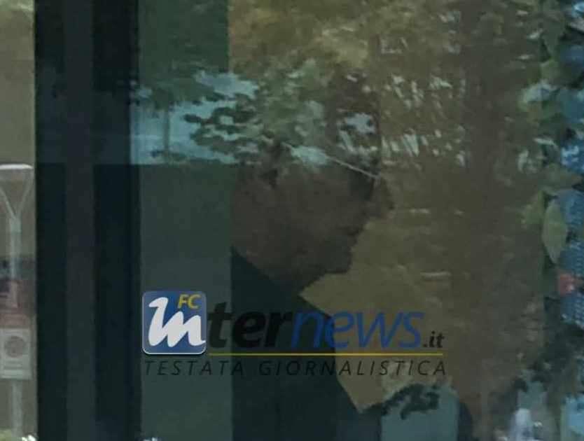 Inter, primi movimenti di giornata in sede: arrivato l'agente Tullio Tinti 