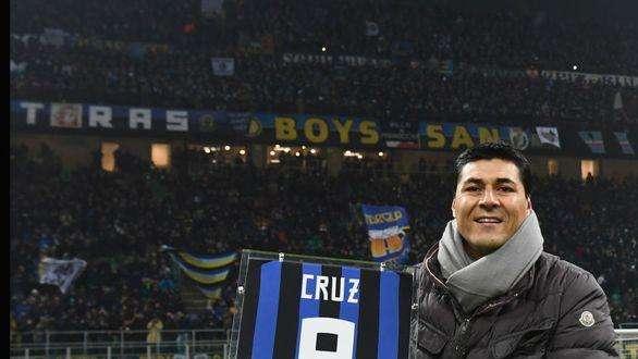 Quattro Scudetti, due Coppe Italia e tre Supercoppe: l'Inter festeggia i 49 anni di Cruz ricordando il palmarès