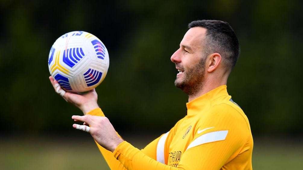 CdS - Conte sorride: Handanovic titolare col Bologna. De Vrij e gli altri attendono buone notizie