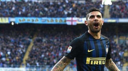 Dalla Spagna - Per Banega spunta la pista Espanyol
