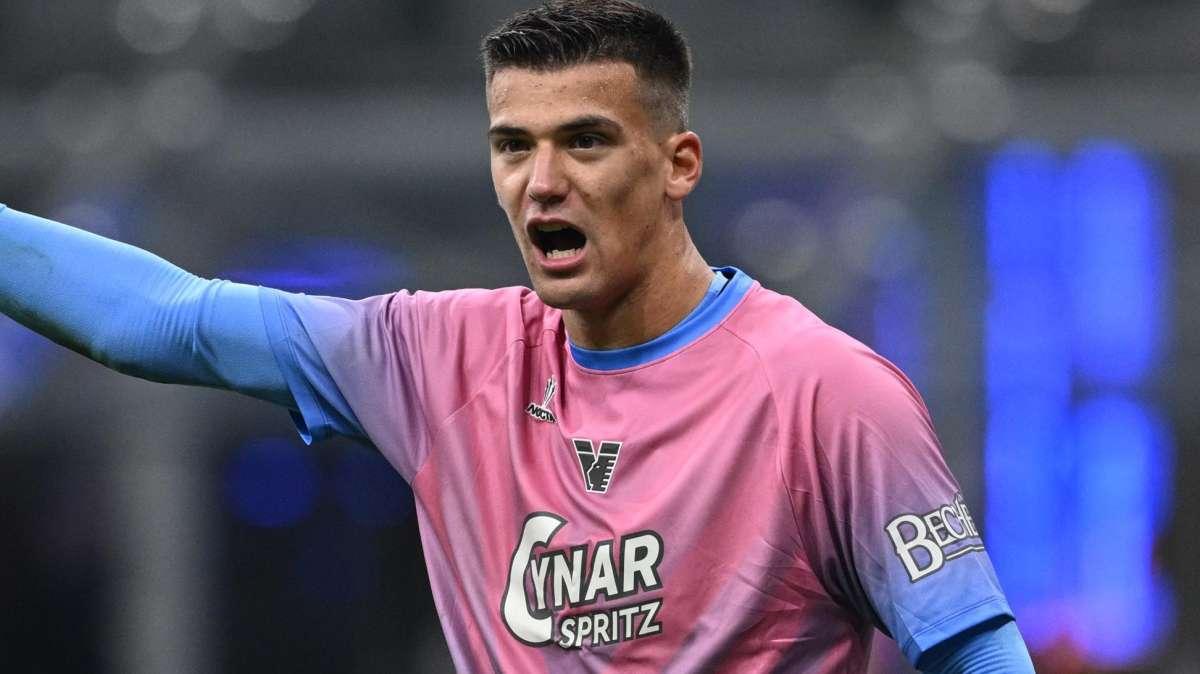 Filip Stankovic continua il percorso di recupero, Di Francesco rassicura: "Non sente fastidio al ginocchio, step by step"