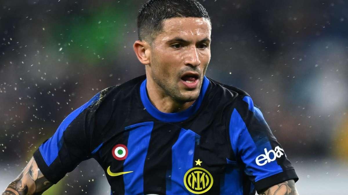 GdS - Sensi-Leicester: ecco perché è saltato tutto. Il centrocampista resterà all'Inter fino a fine contratto