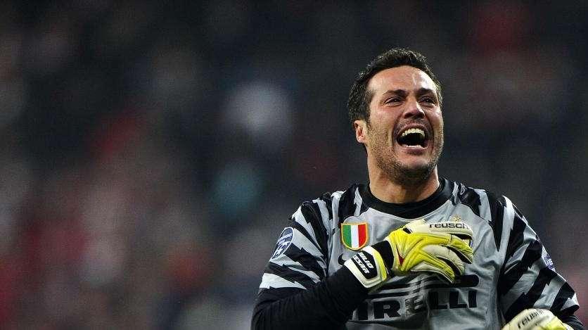 J. Cesar: "Che notte, dalla distruzione alle lacrime"