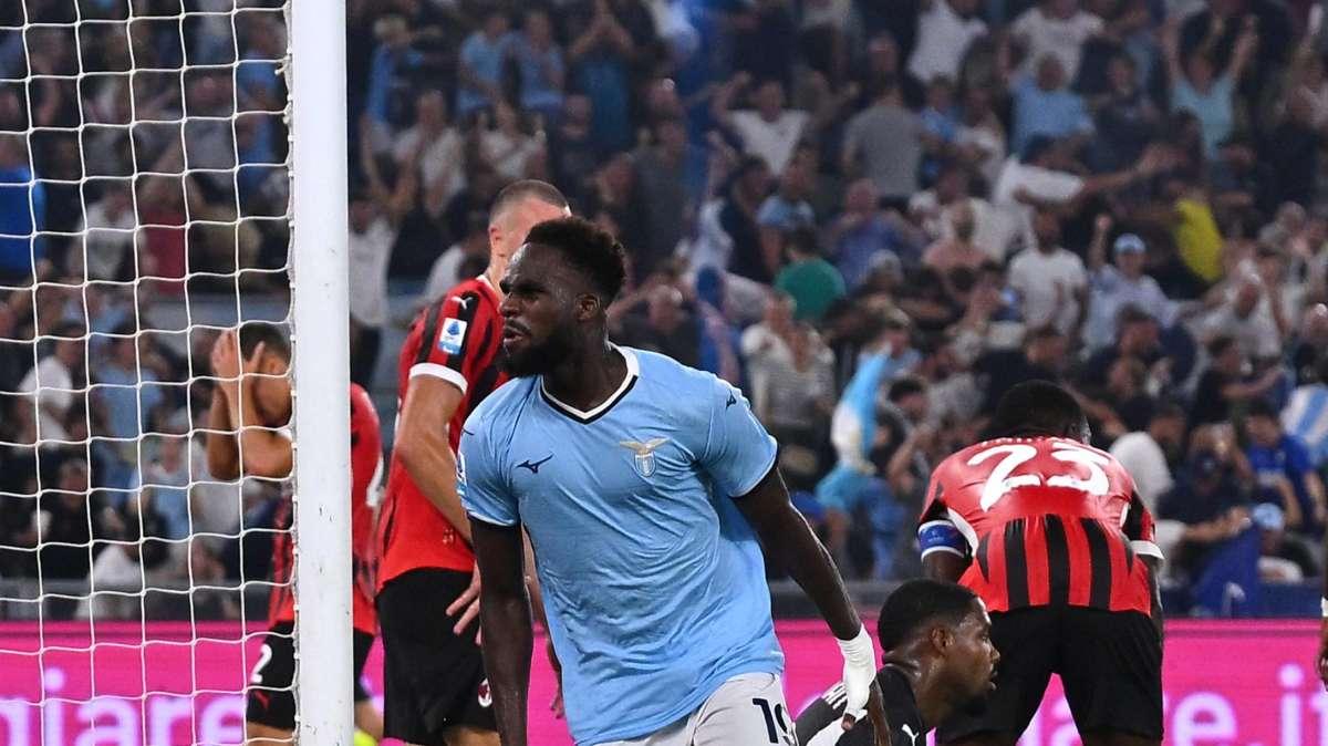 Milan, altalena di emozioni all'Olimpico: è 2-2 con la Lazio. Lukaku decisivo: il Napoli ribalta il Parma al 97'