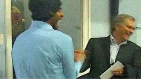 VIDEO - Mourinho ride con Maicon: "Benitez al Chelsea? E Materazzi..."